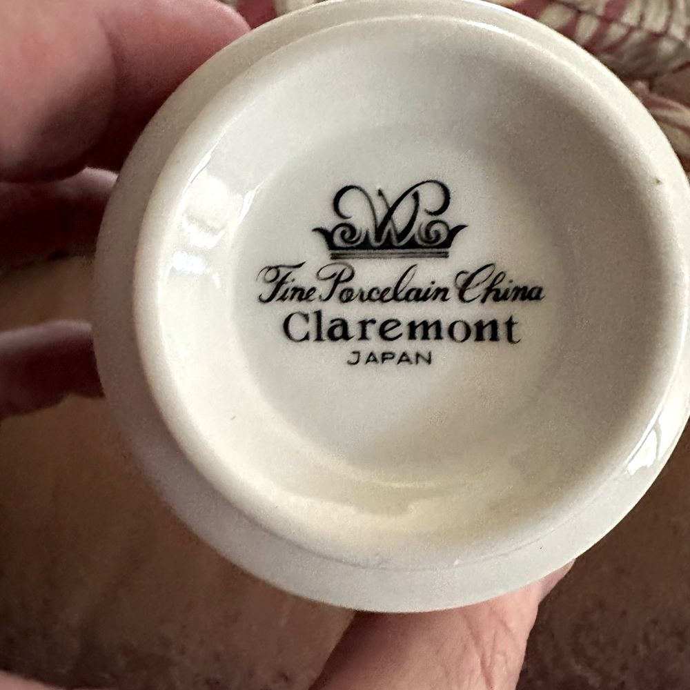 China Tea Set with 3 cups, 5 small plates, 5  big plates